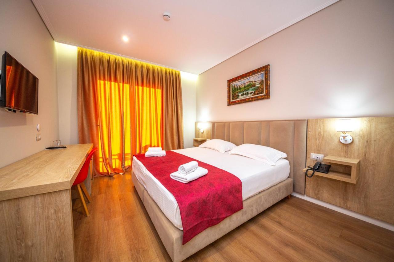 Class Hotel Ksamil Ngoại thất bức ảnh