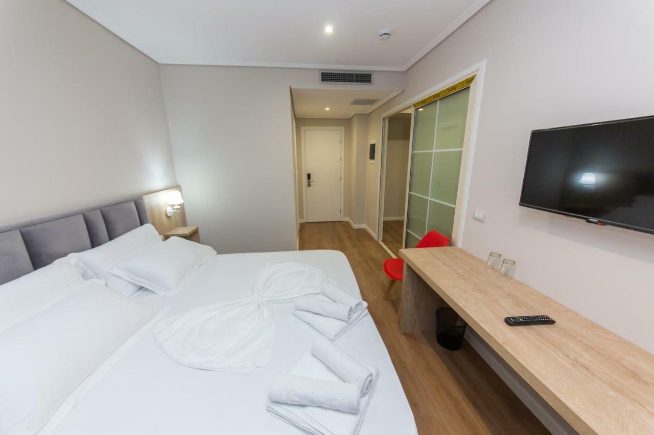 Class Hotel Ksamil Ngoại thất bức ảnh
