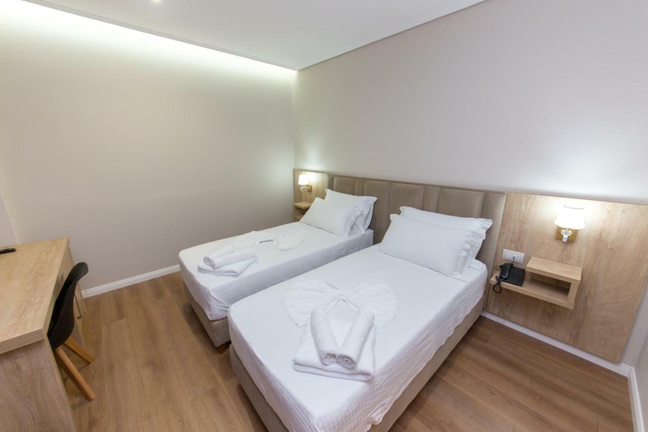 Class Hotel Ksamil Ngoại thất bức ảnh