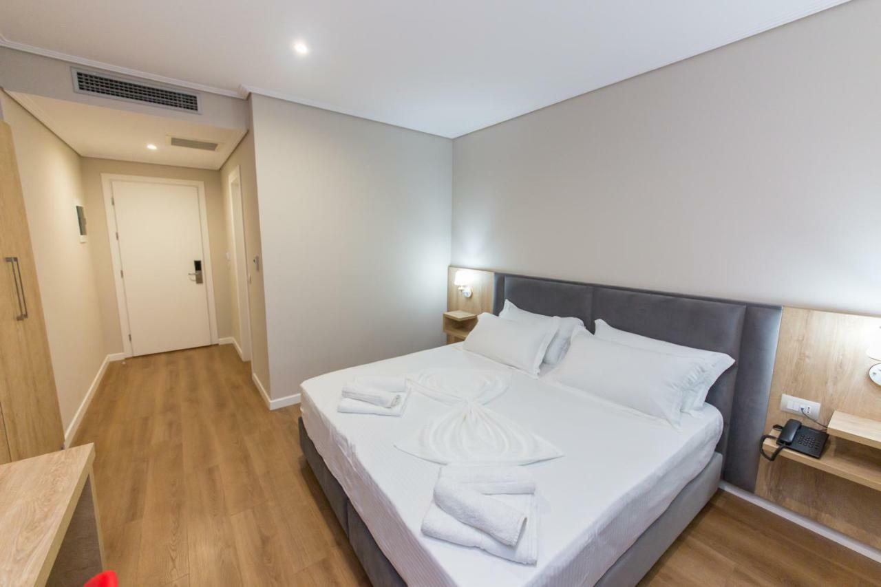 Class Hotel Ksamil Ngoại thất bức ảnh