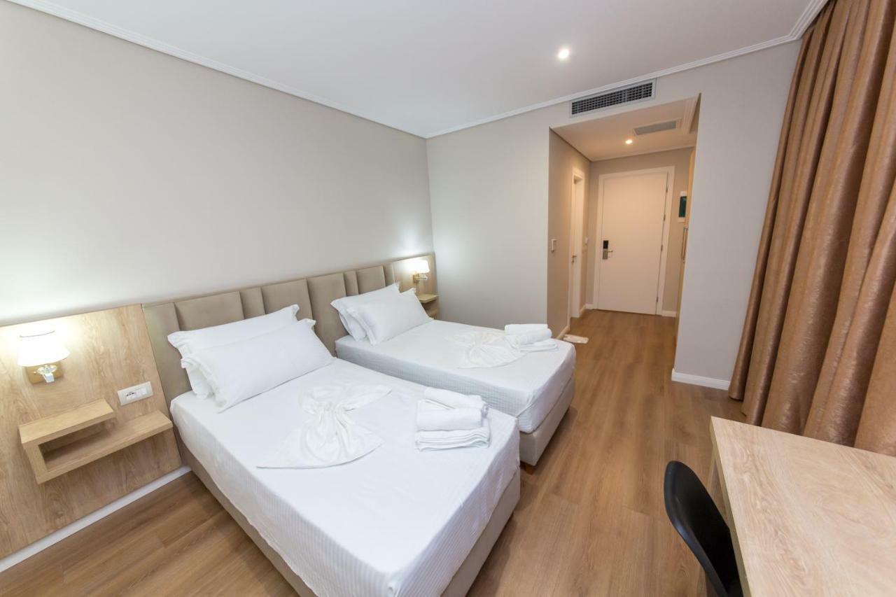Class Hotel Ksamil Ngoại thất bức ảnh